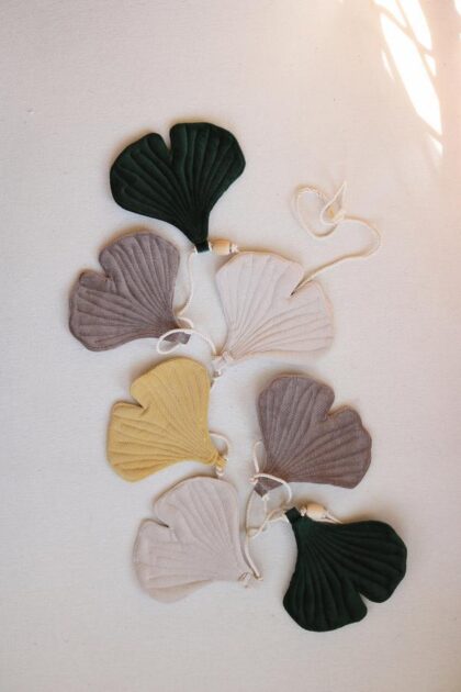 “Autumn Vibes” Garland with Ginkgo Leaves - Moi Mili