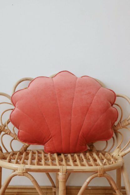 “Coral” Velvet Shell Cushion - Moi Mili