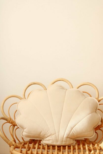 “Cream” Velvet Shell Cushion - Moi Mili