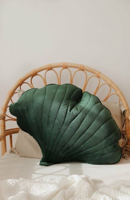 “Green” Velvet Ginkgo Leaf Cushion - Moi Mili