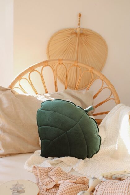 “Green” Velvet Leaf Cushion - Moi Mili