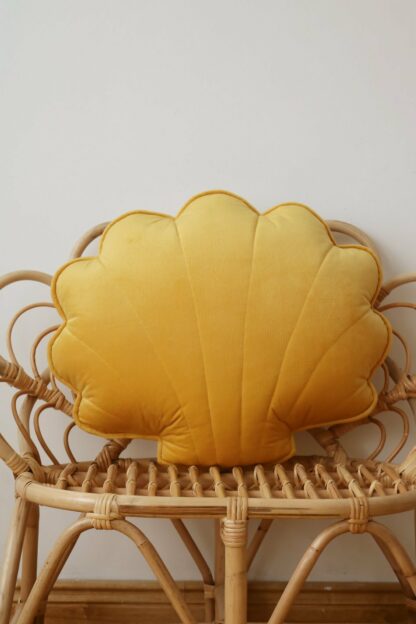 “Honey” Velvet Shell Cushion - Moi Mili