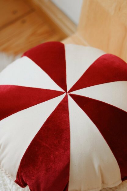 “Red Candy” Patchwork Cushion - Moi Mili