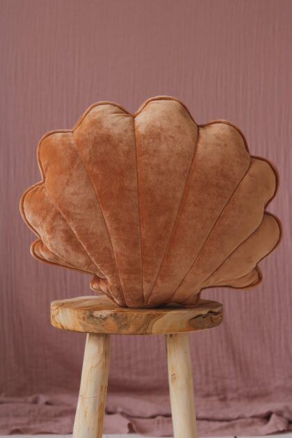Soft Velvet Shell Cushion “Caramel” - Moi Mili