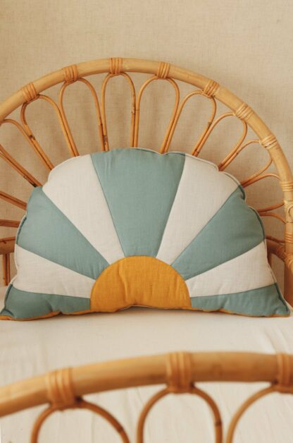 “Sunset in Twin Peaks” Sun Cushion FOLLOW THE SUN - Moi Mili