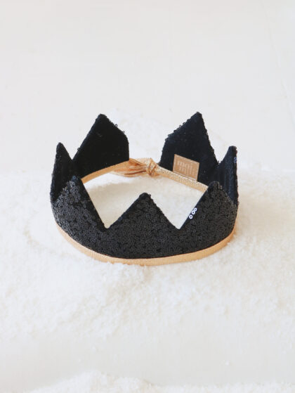 “Black sequins” fairy-tale crown