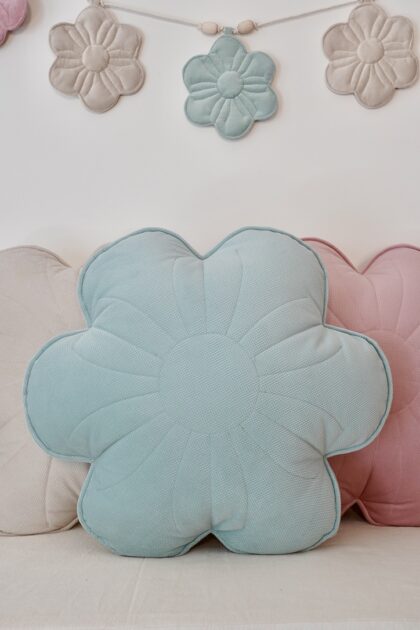 Velvet bloom pillow Mint
