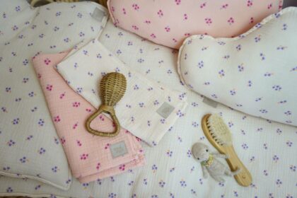 Set of 2 muslin nappies "Pink and purple forget-me-not"