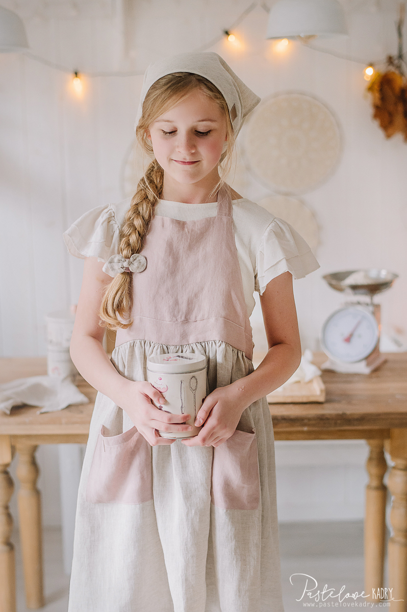 Linen kitchen apron for a child with headband Sweet cake - Image 15