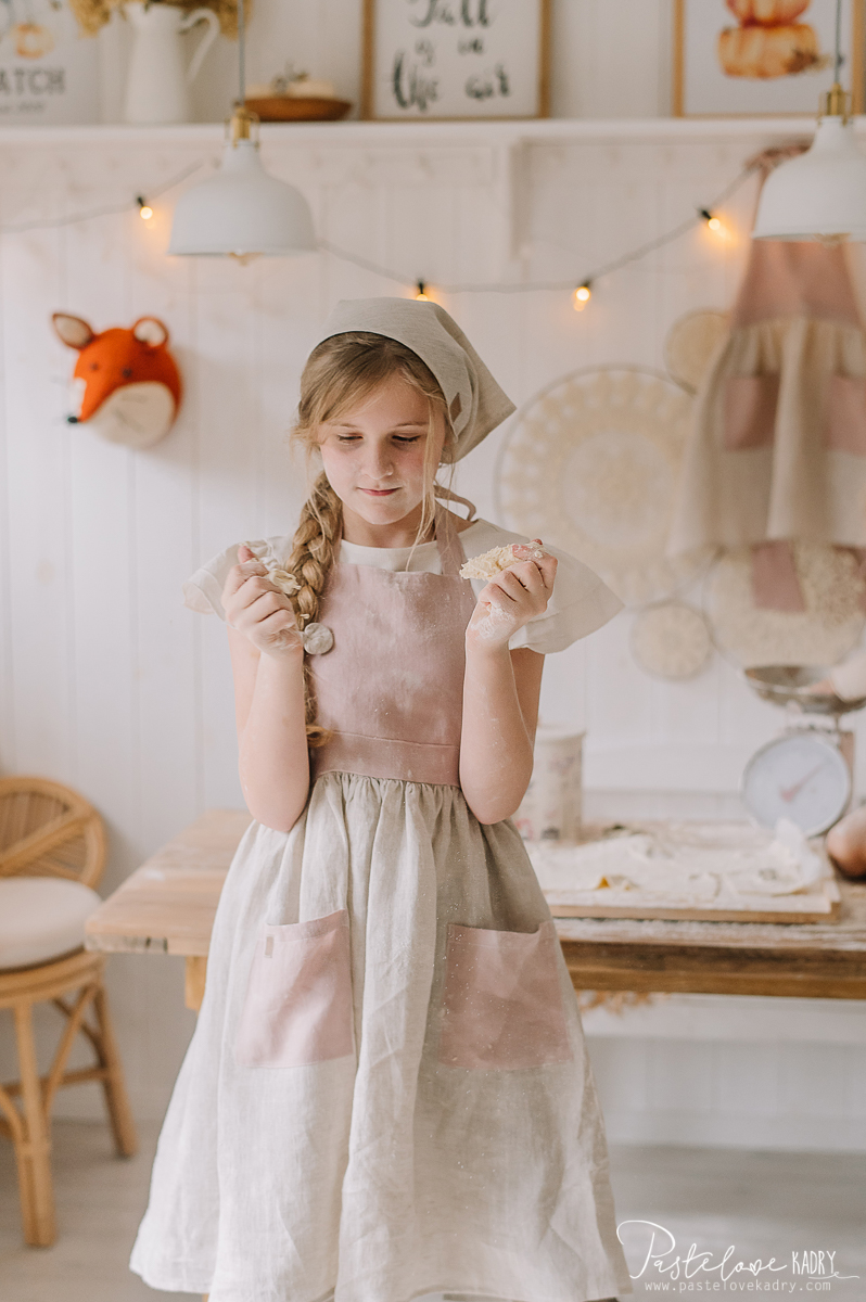 Linen kitchen apron for a child with headband Sweet cake - Image 24