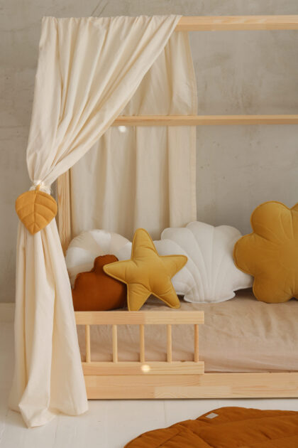 Curtain over the bed “Raw Cotton” for beds 180x/80/90/100cm lgth. 3,5m