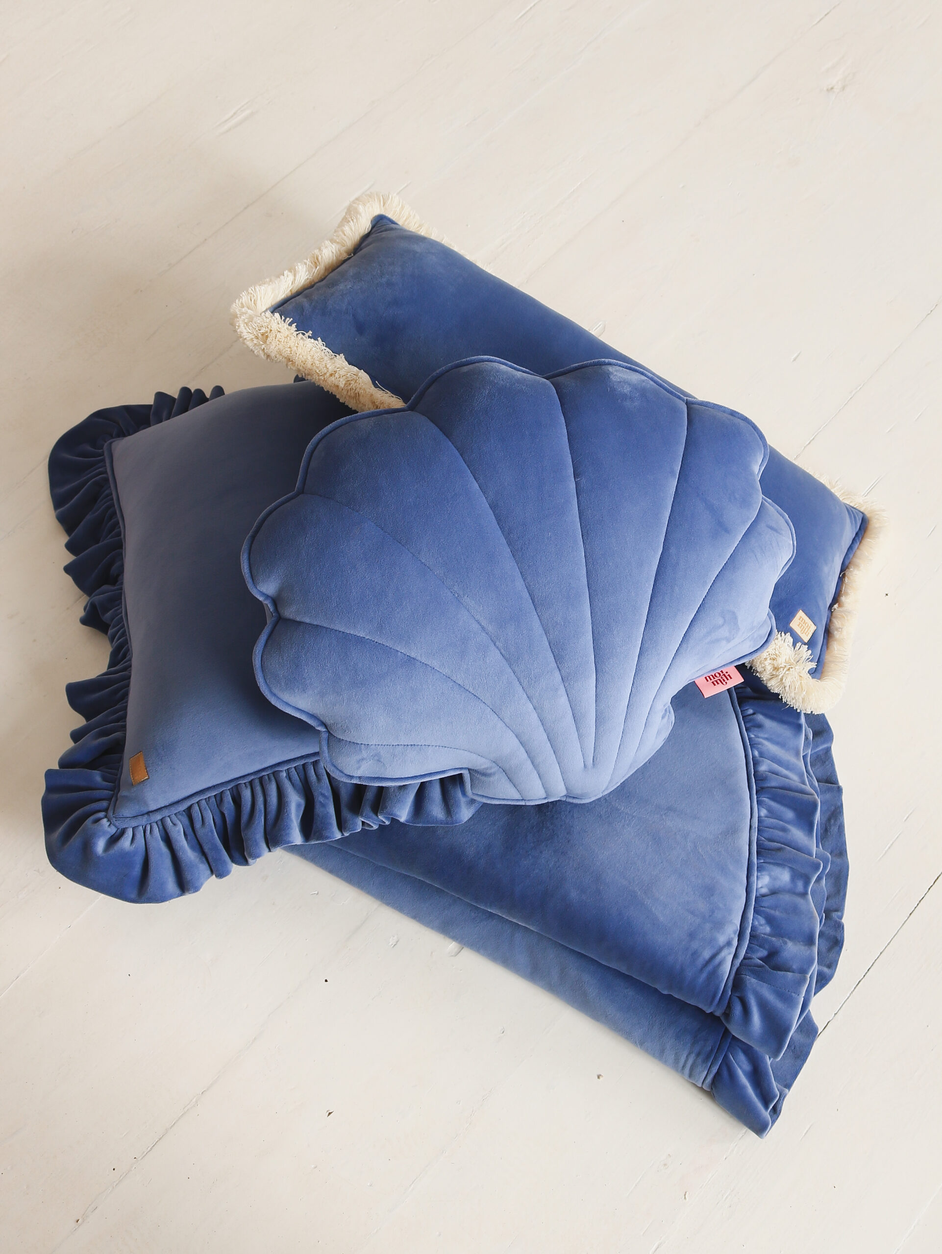 Soft Velvet Shell Cushion “Sapphire" - Image 4