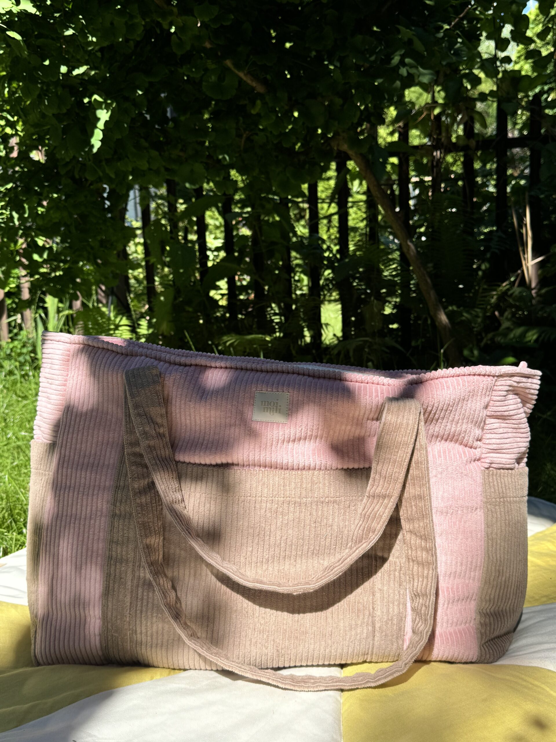 Travel bag "Pink Coffee"
