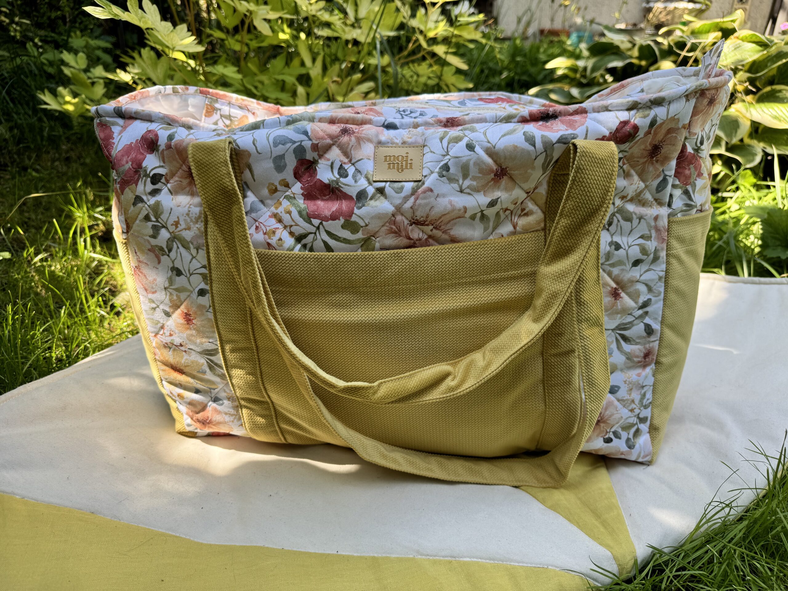 Travel bag "Flower Power"