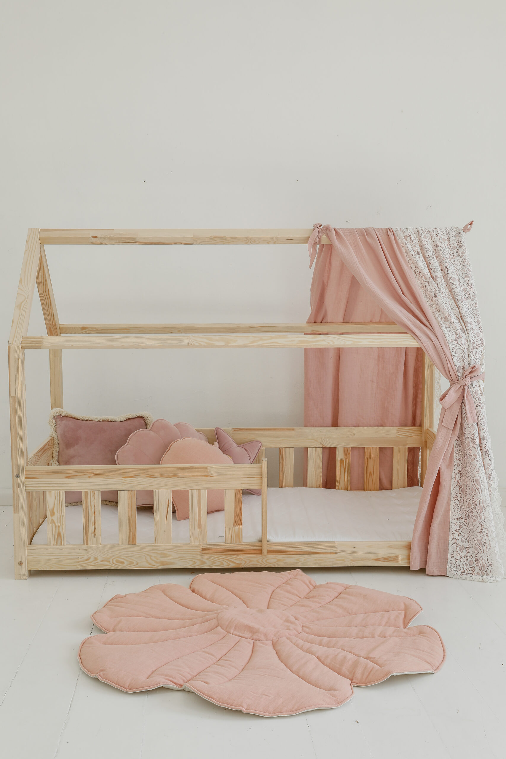 Curtain over the bed “Boho  pink” for beds 180x/80/90/100cm lgth. 3,5m (Copy)