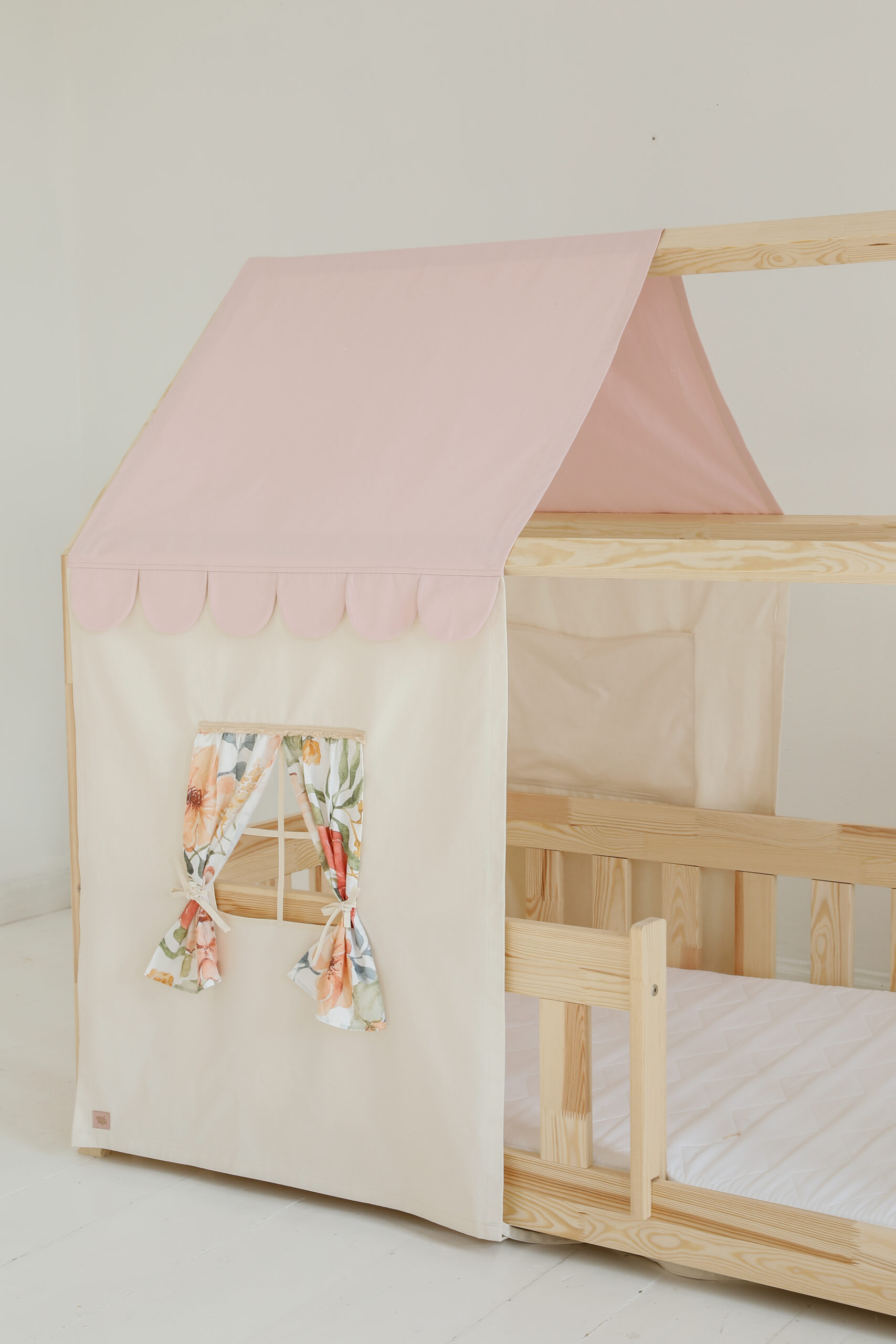 Canopy "Pink" for a 140/160/180 cm x 70/80/90 cm house bed