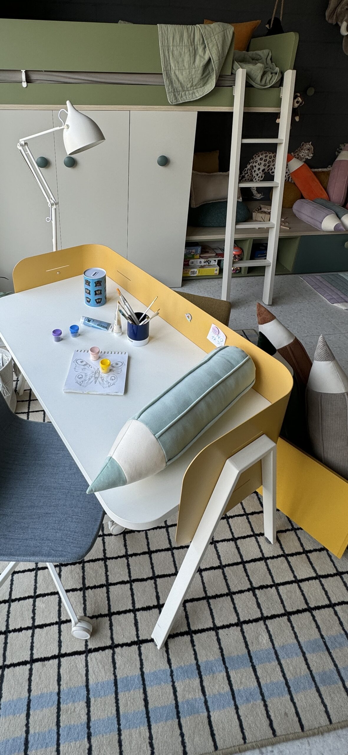 Crayon velvet pillow - “Mint” - Image 5