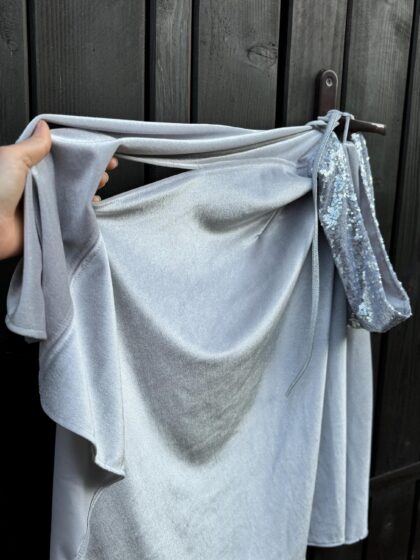 Magic cape "Silver Riding Hood"